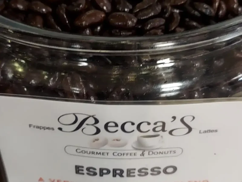 beccascoffe+donuts9